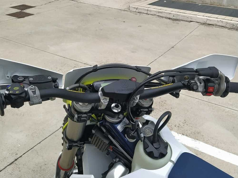 Husqvarna 250  a 9.490€ - immagine 2