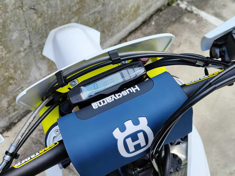 Husqvarna 300  a 12.215€ - immagine 9