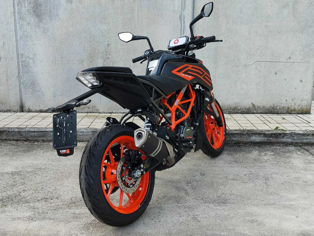 KTM 125  a 5.050€ - immagine 7