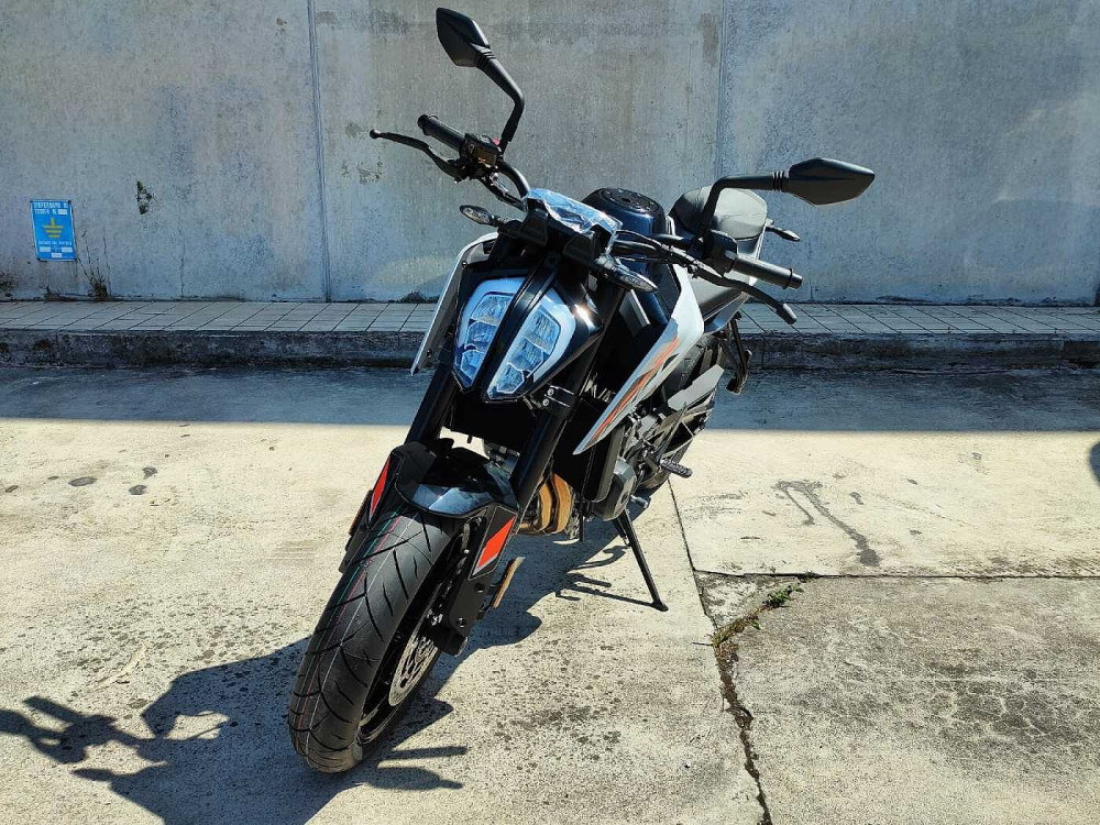 KTM Duke  a 8.990€ - immagine 3