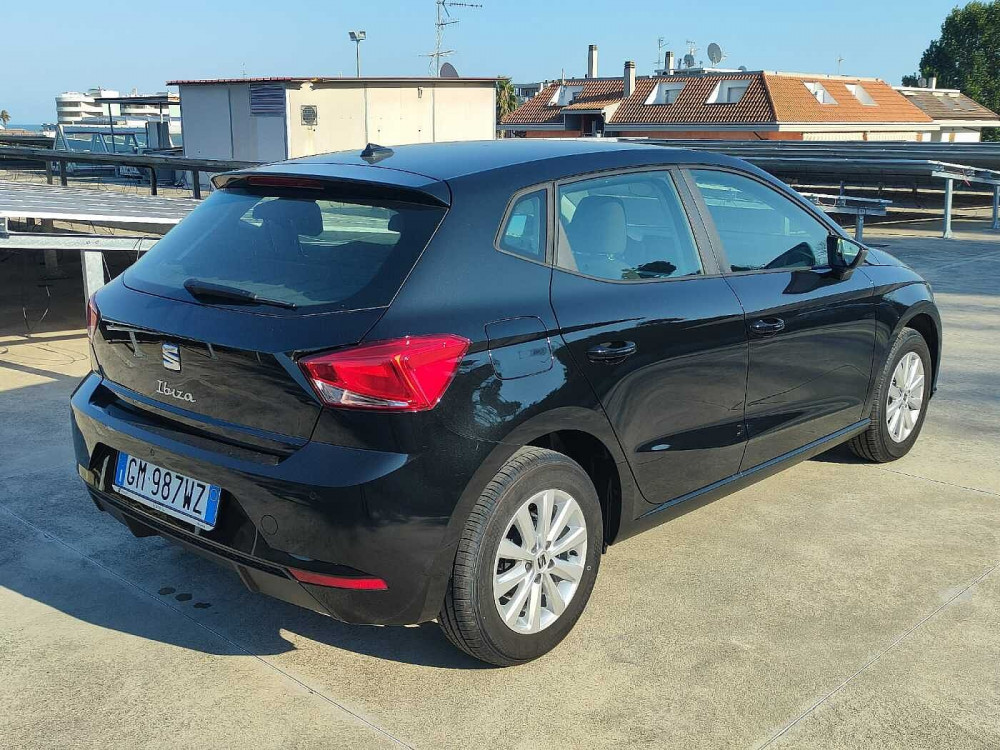 Seat Ibiza 1.0 MPI 5 porte Style a 16.300€ - immagine 2