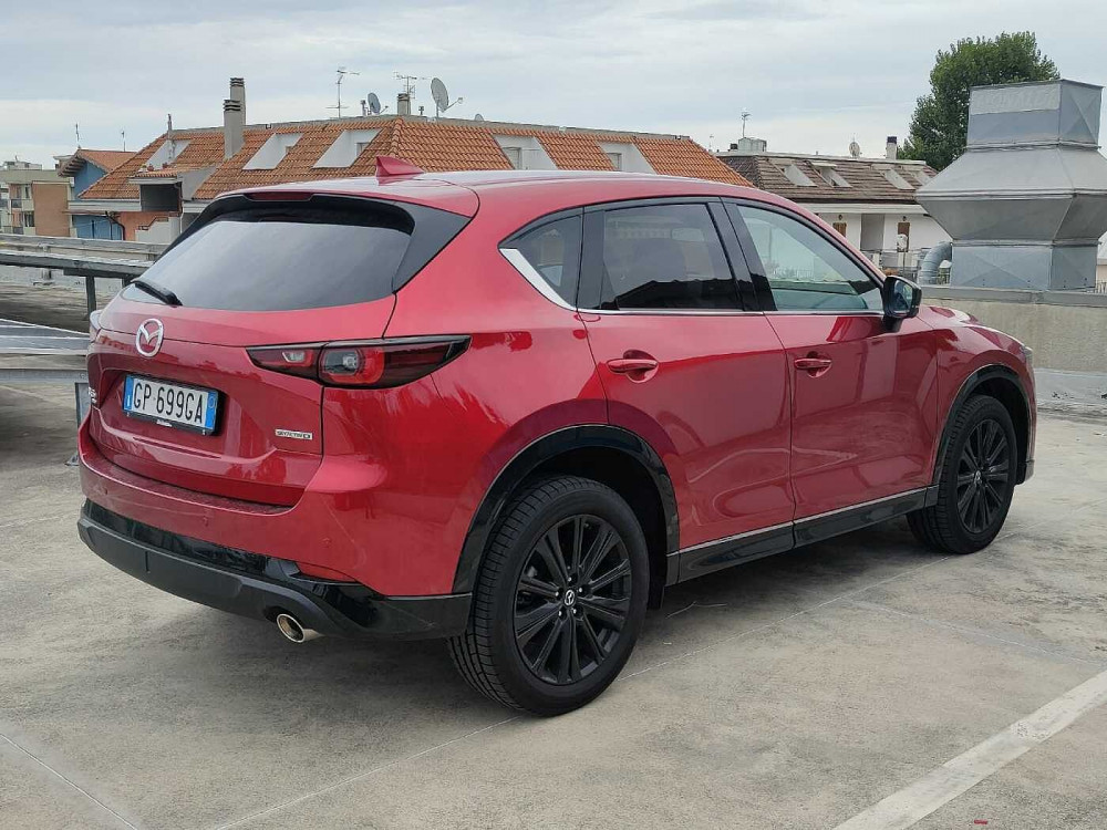 Mazda CX-5 2.2L Skyactiv-D 184 CV AWD Homura a 43.950€ - immagine 2