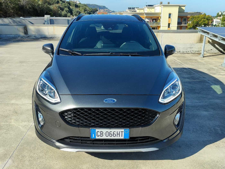 Ford Fiesta Active 1.5 EcoBlue a 15.200€ - thumb immagine 4
