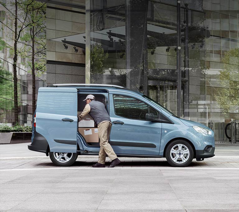 ford-transit_courier-eu-025_B460_TransitCourier_EXT_LHD_03a-16x9-2160x925.jpg.renditions.small