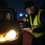 Regolamento illuminazione auto: errori comuni che portano a multe anche senza fermo